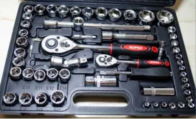 Набор инструментов в кейсе Zhongxin Tools force 108 предметов