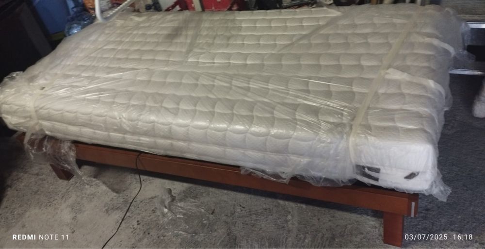 Cama Elétrica articulada, com comando da marca Colunex