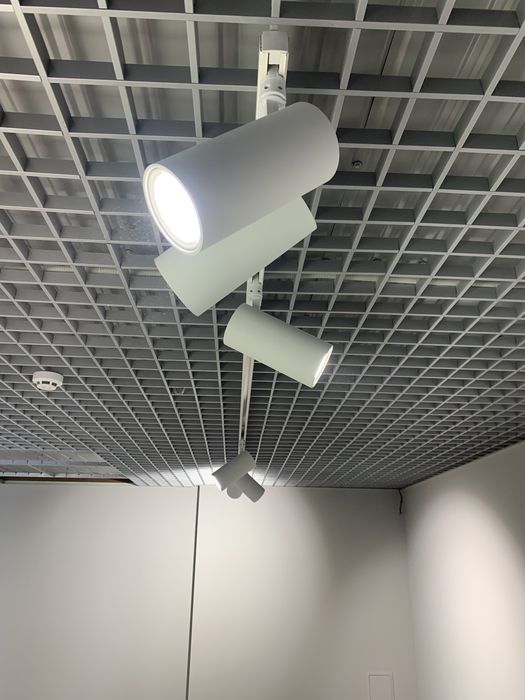 Електрик, виконую всю роботу по електриці!