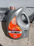 Масло моторне мінеральне 15w-40 4л., 20л.