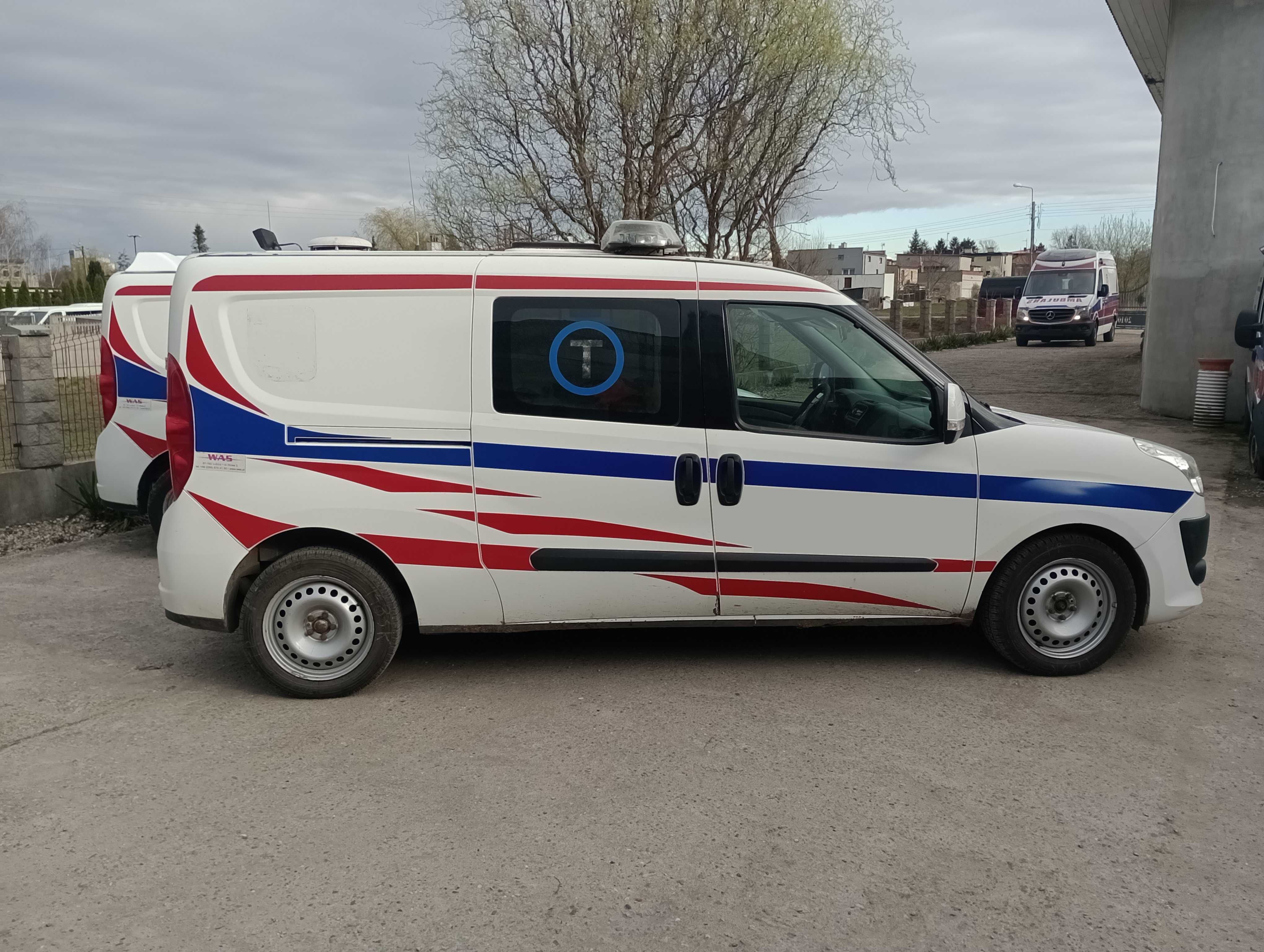 Sanitarny Fiat Doblo Ambulans Salon Polska Karetka PN 1789