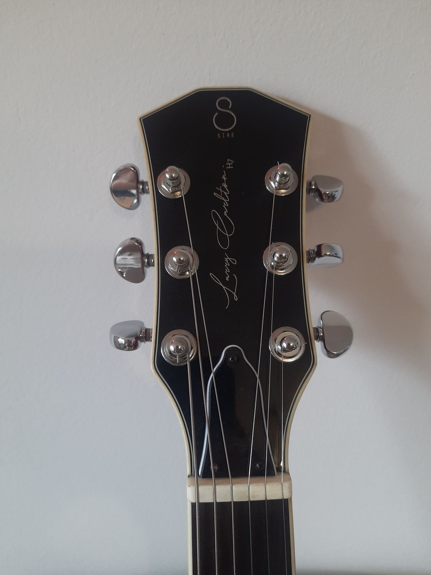 Gitara elektryczna Sire H7 Larry Carlton STR