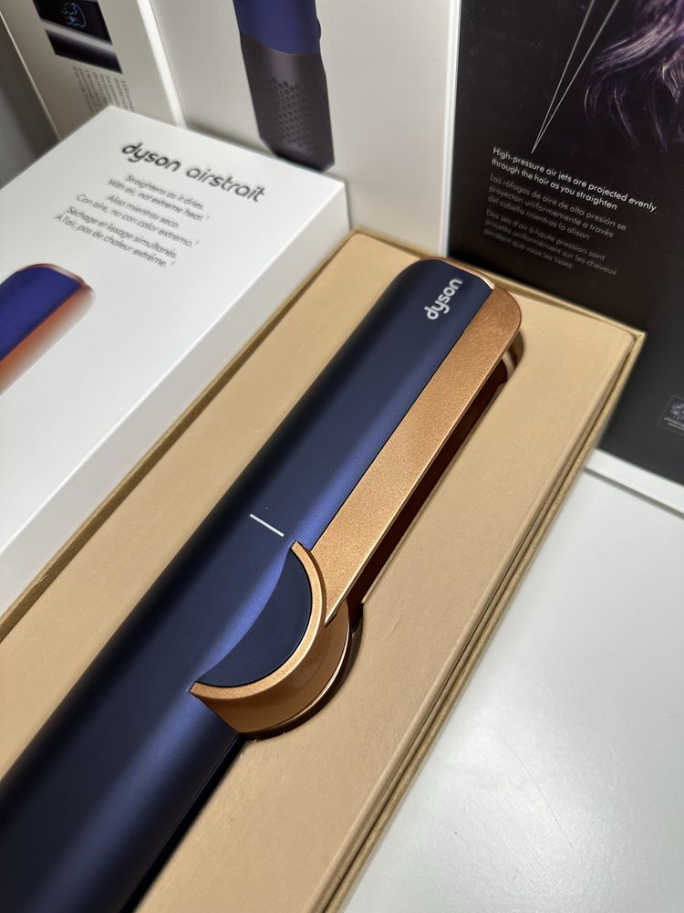 Випрямляч для волосся Dyson Airstrait