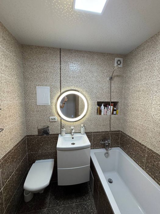 Продаж 2к квартири, з меблями та капітальним ремонтом