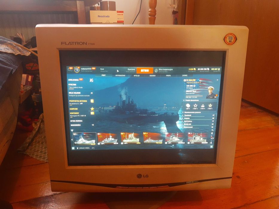 Monitor LG Flatron F700B - CRT kineskopowy 17 cali