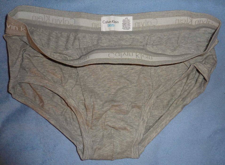 Cuecas (3) novas em algodão Calvin Klein L