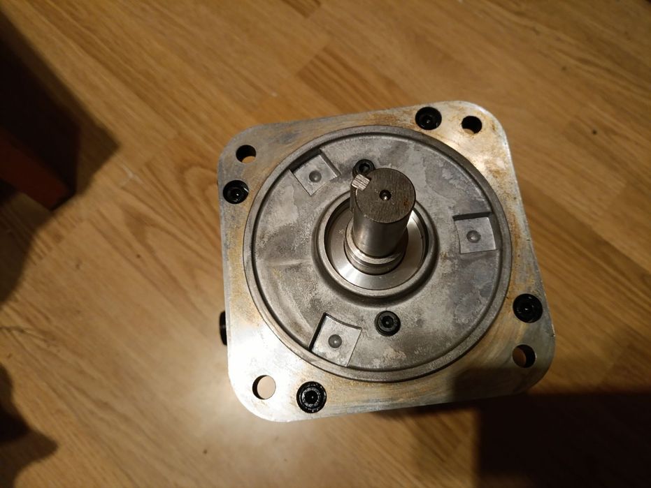 Yaskawa USAGED 09A22K servomotor Haas
