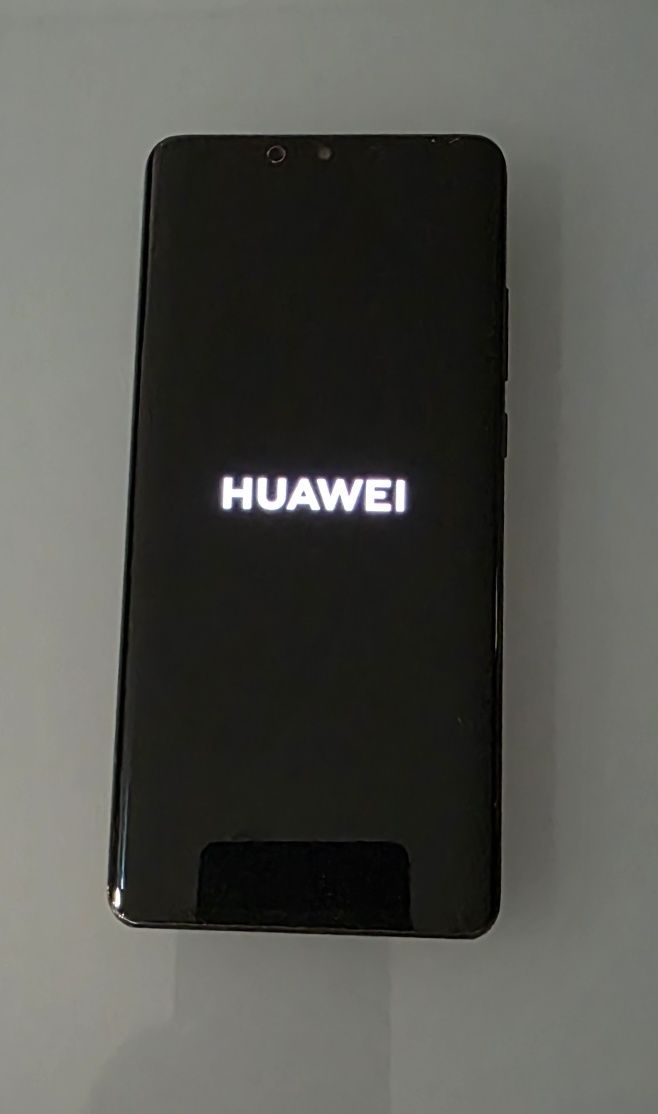 Telemóvel Huawei P30 Pro