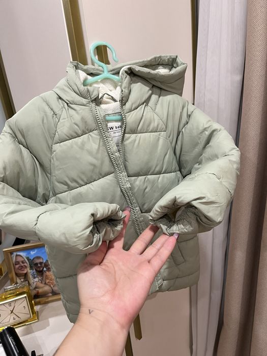 Зимова куртка zara