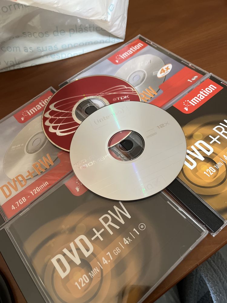 5 DVD+RW + 1 CD-RW