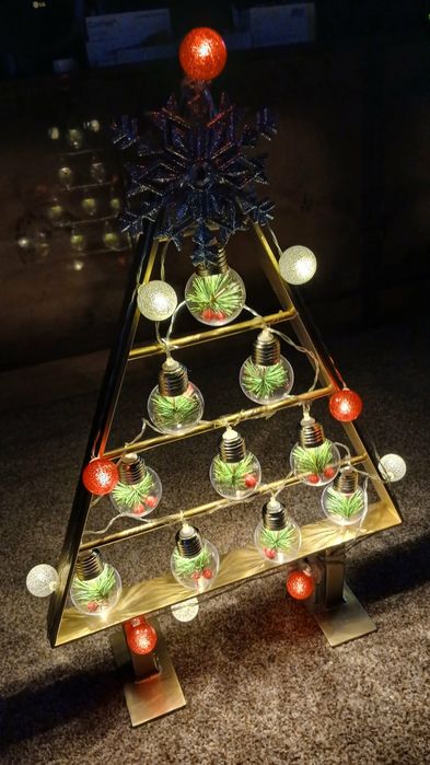 Sprzedam choinkę metalową