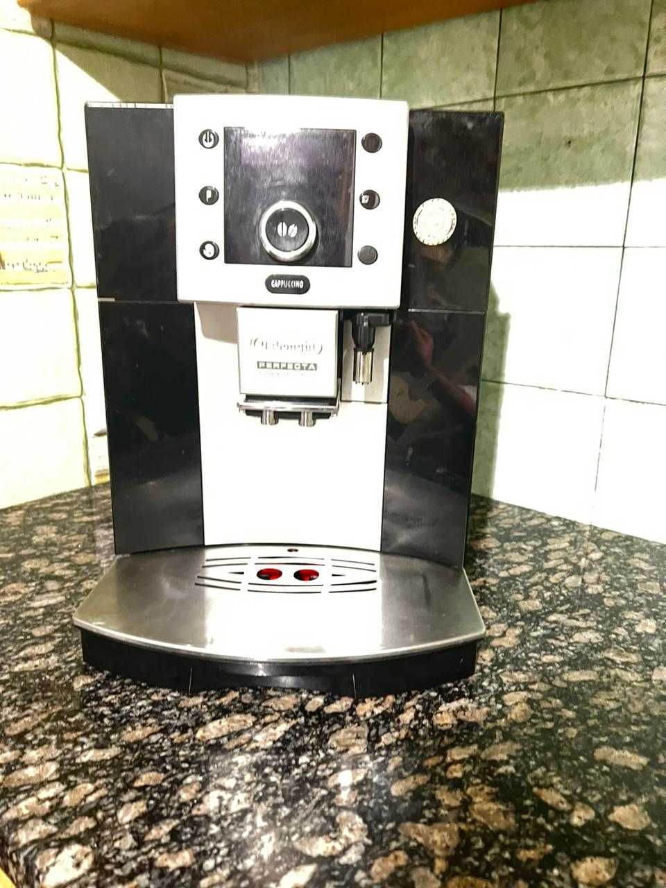 Кавомашина DeLonghi perfecta cappuccino