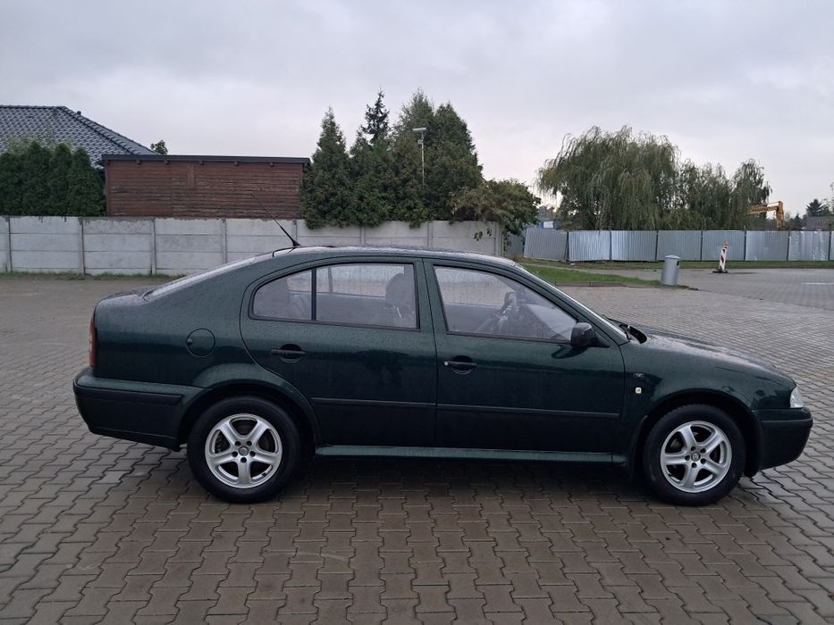 Sprzedam Skode Octavie 1.4 benzynka