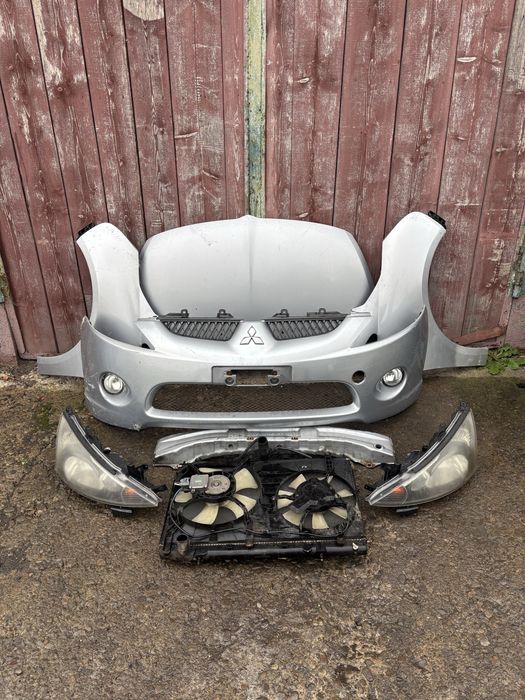 Морда комплект передка Mitsubishi Grandis 2004 рік