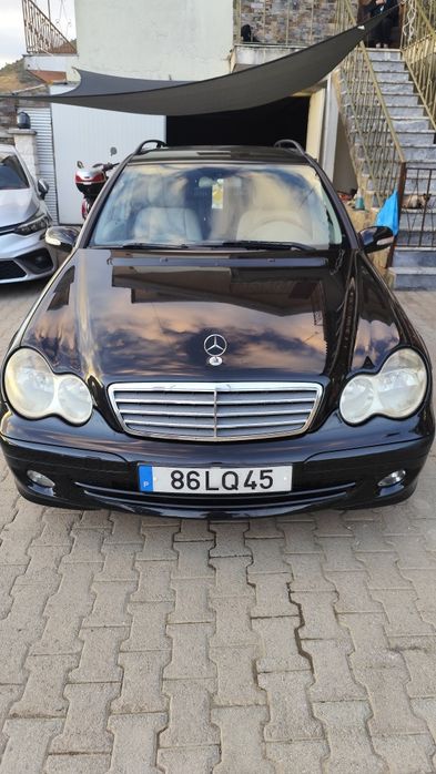 Mercedes c200  preta