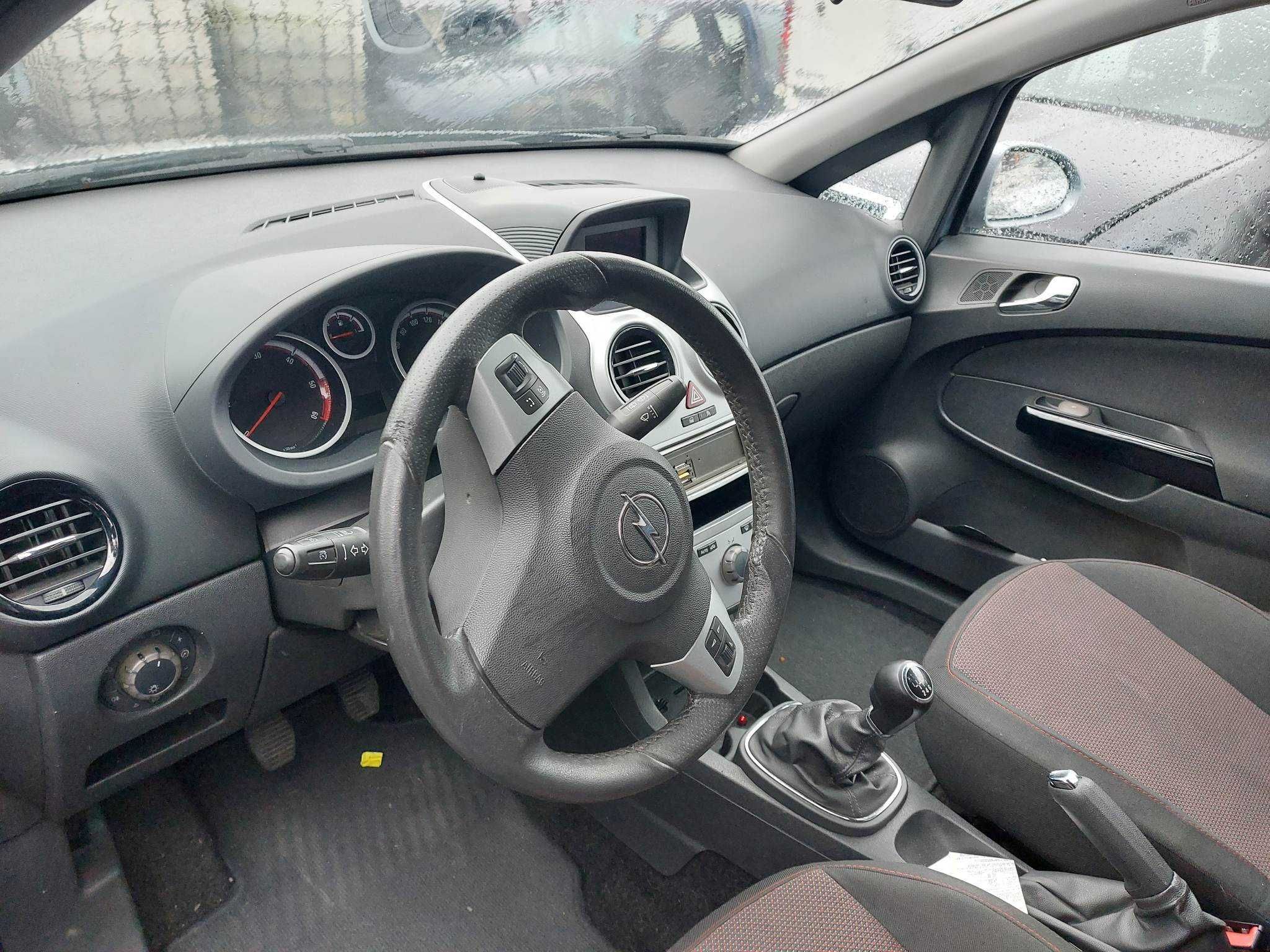 Opel Corsa D 1.7 CDTI (para peças)