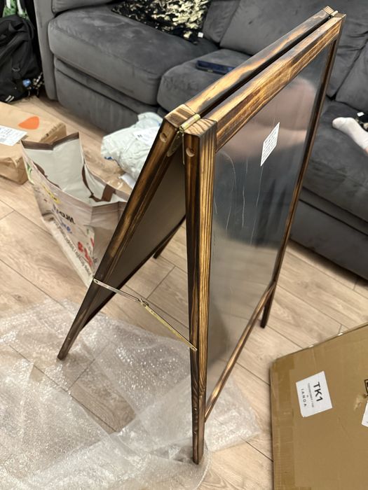 Tablica reklamowa nowa