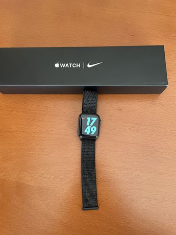 Apple Watch 6 Nike