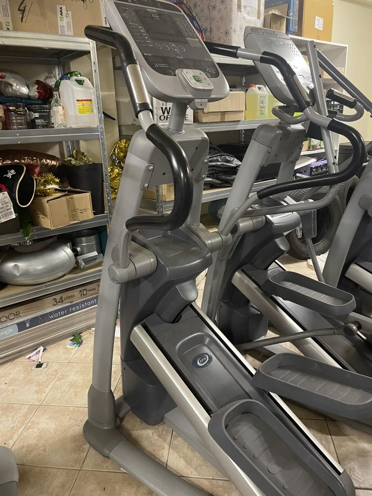 Eliptyk Precor Life Fitness Technogym stan bdb wyprzedaż