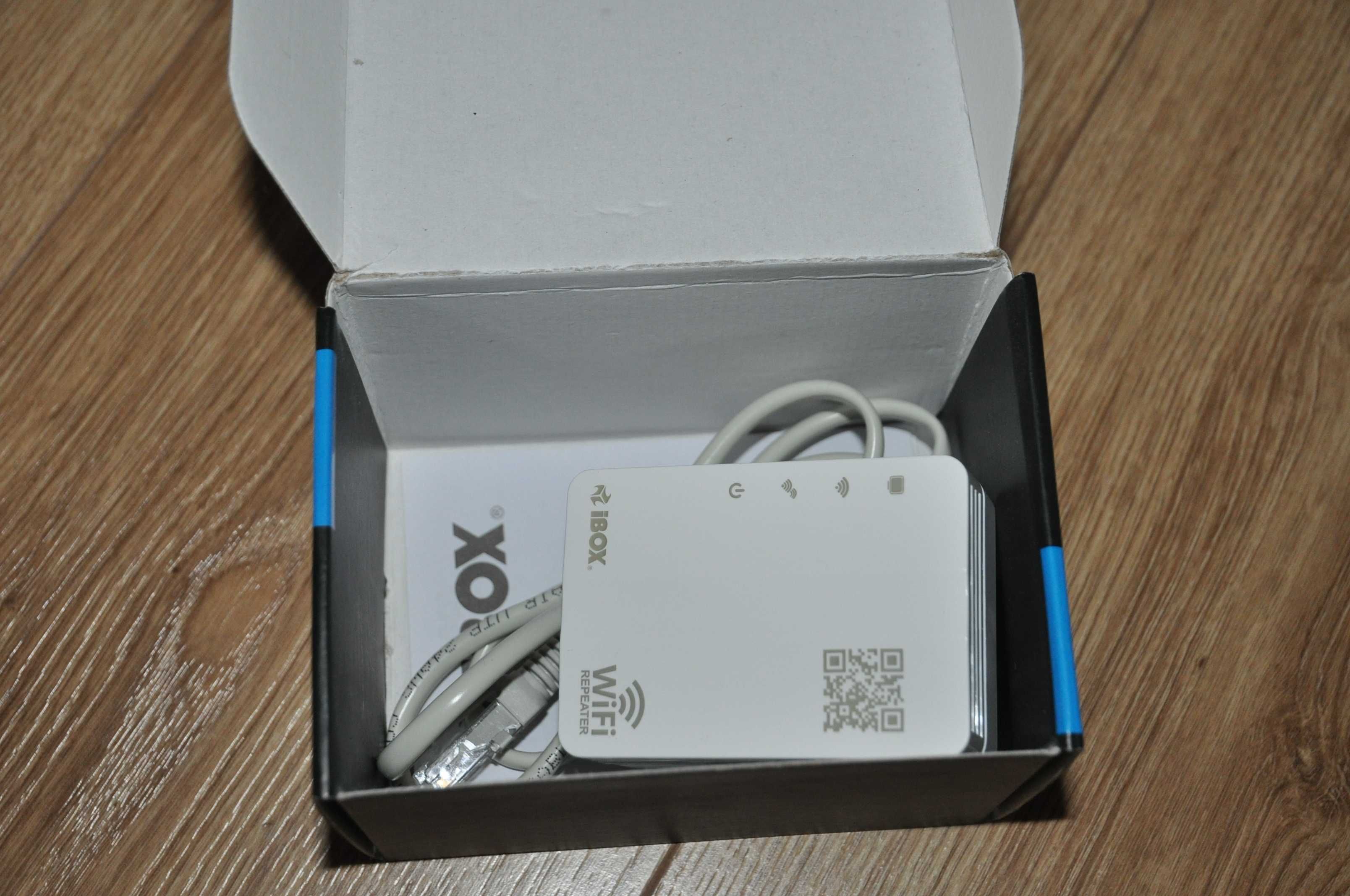 Wzmacniacz sygnału WiFi iBOX WR02, nowy