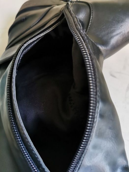 Продам сапоги Zara 39 размера( эко кожа) на узкую  и среднюю ногу