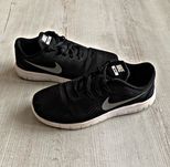 Nike Free RN buty 37.5 sportowe do biegania czarne białe zadbane
