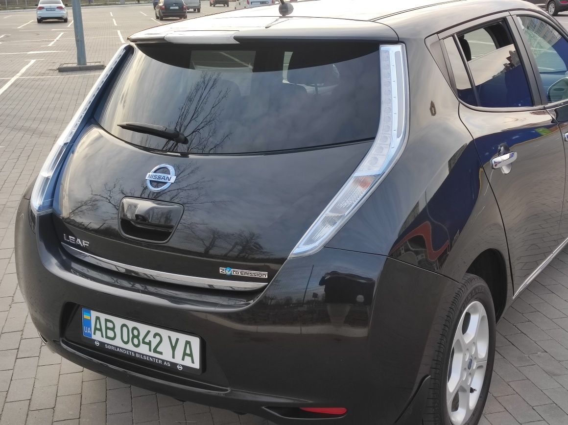 Nissan leaf з Норвегії