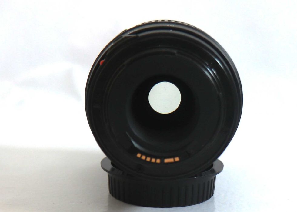 Lente Tamron AF 70-300mm LD Di TELE-MACRO SEM FOCO