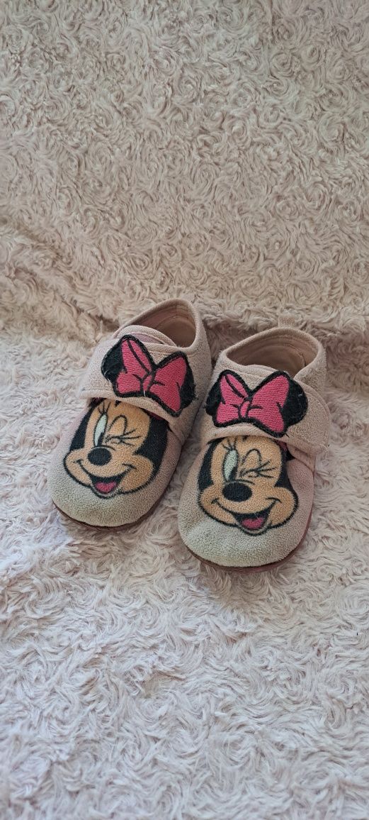 kapcie dzieciece Disney Minnie Mouse rozm 23