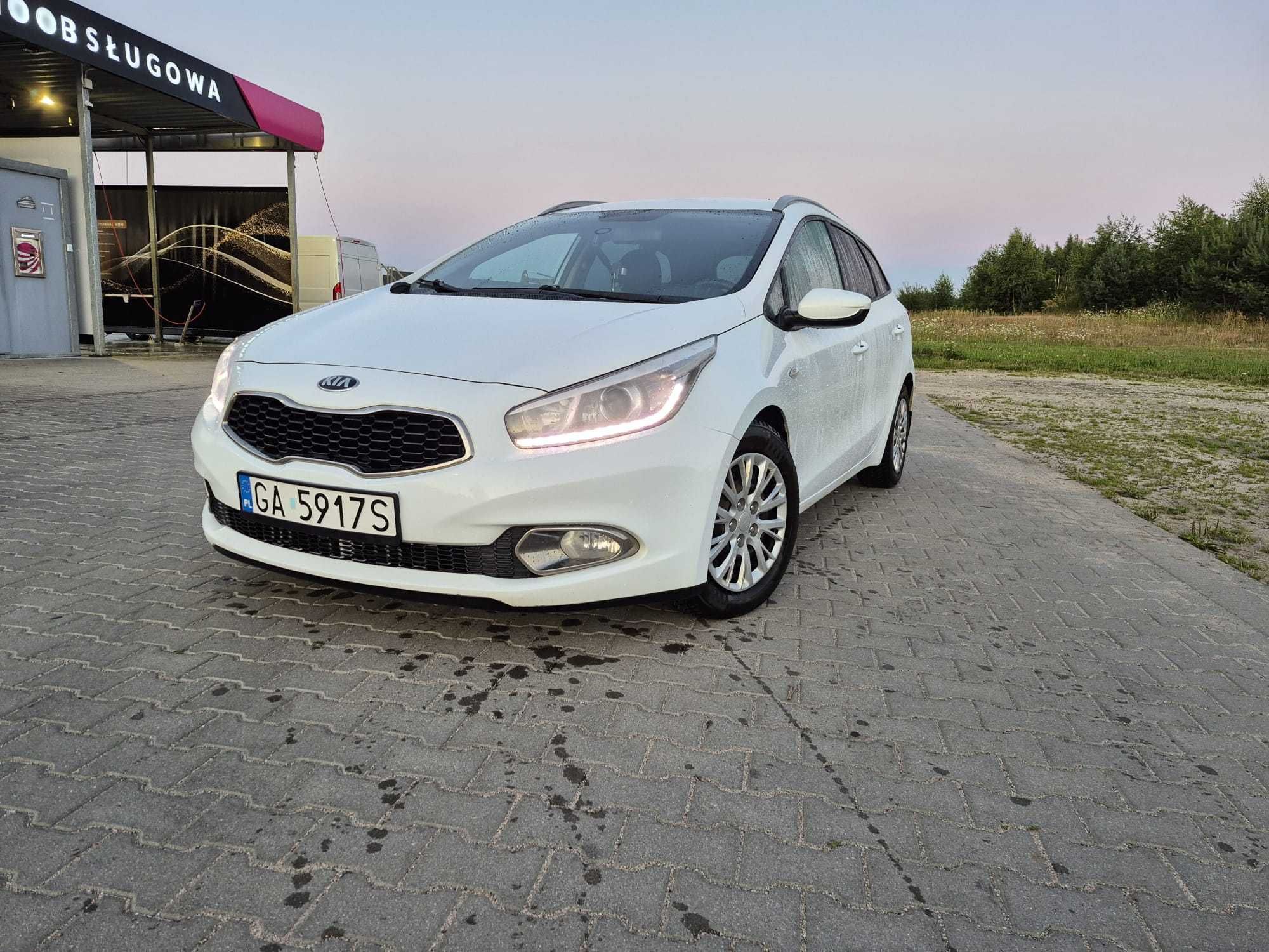 Kia Ceed II 1.6 crdi 2013