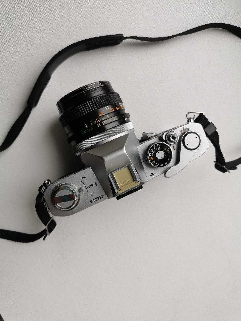 Пленочный фотоаппарат Canon FTb QL + FD 28mm f/3.5 S.C.