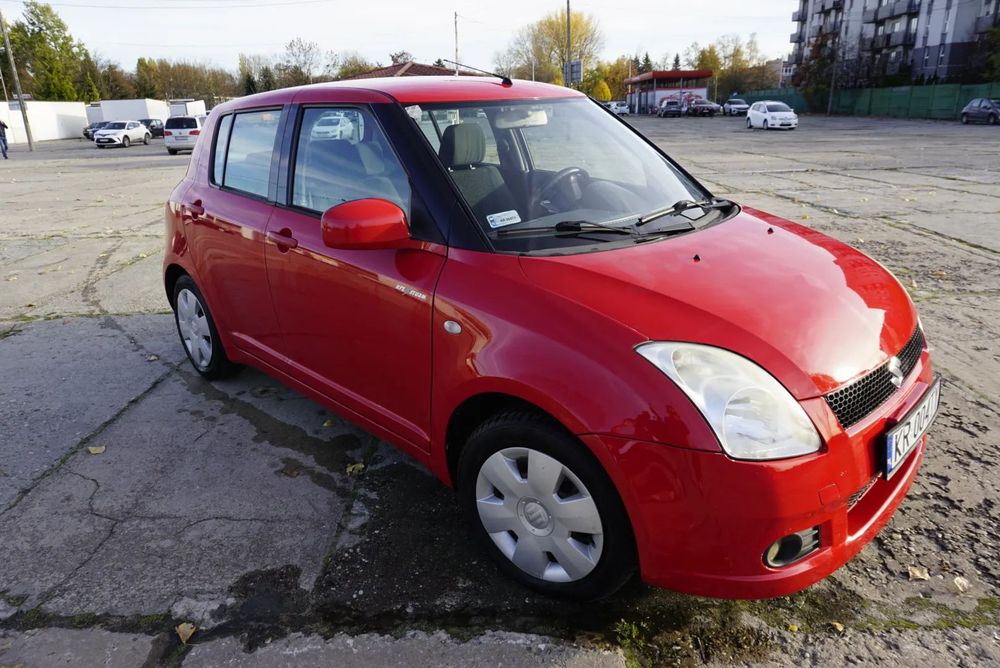 Suzuki Swift Suzuki Swift 1.3 USZKODZONY