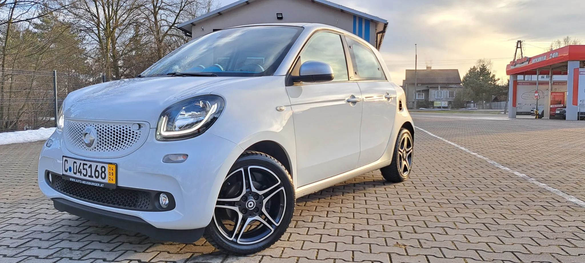 Smart Forfour Totalna Petarda Brabus style