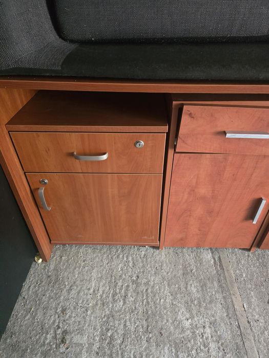 Szafka biurowa do biurka