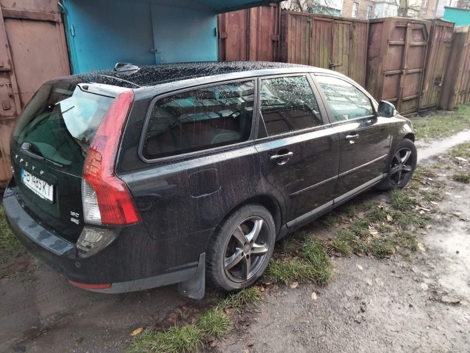 Volvo v50 2009рік
