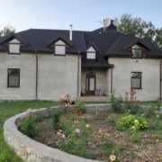 Продаж двоповерхового будинку с. Бзів