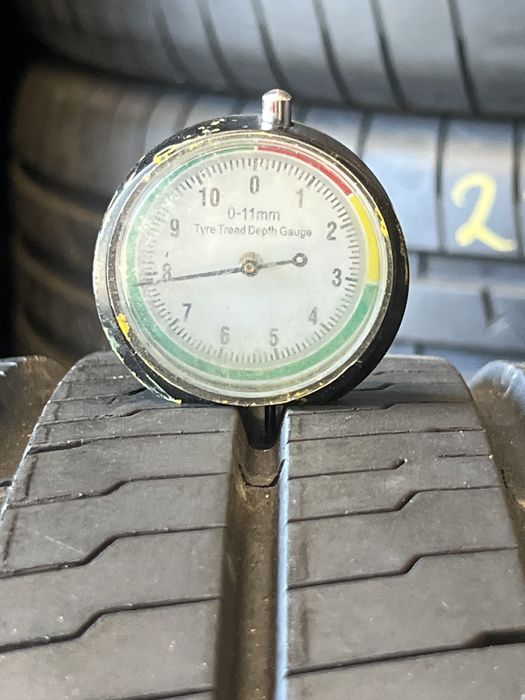 *Opony continental 215/65/16C para
