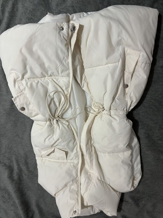 Жіноча жилетка розмір с-м  стан ідеальний