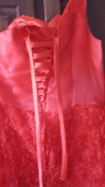 Vendo vestido de cerimónia/festa novo