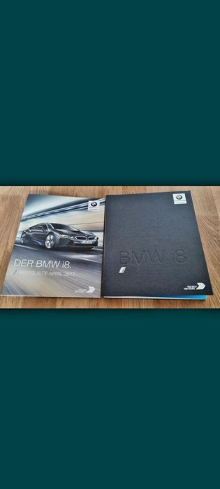 Prospekt BMW i8, na innej Audi Q7, A8, A6, Q5, BMW 8, 7, 5 ...