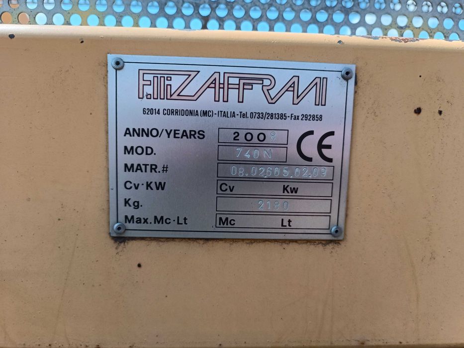 Жниварка нерядна Zaffrani 740 N прямого зрізу для збирання соняшника