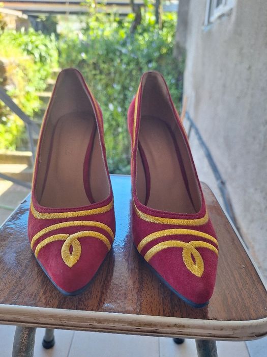 Sapatos mulher 37