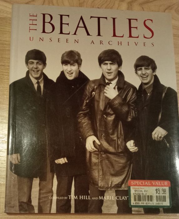 Książka Unseen Archives ,,The Beatles"