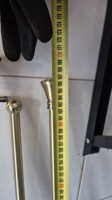 Karnisze okienne - CENA ZA CAŁOŚĆ