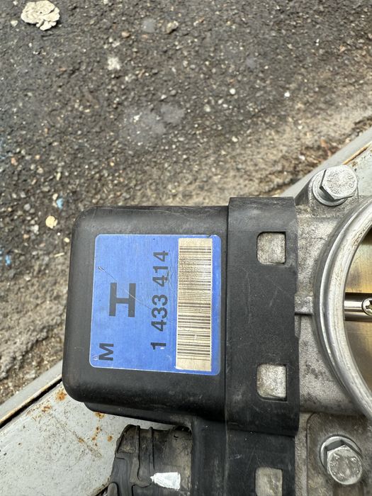 Дросель дроссельная заслонка м52ту m52tu