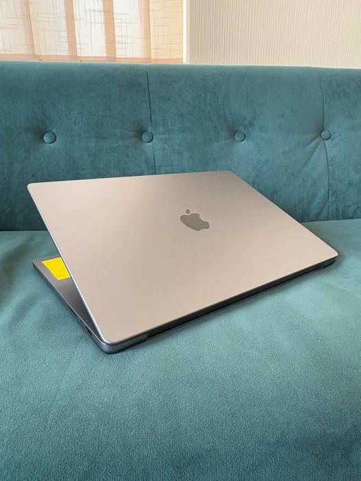 MacBook Pro 16" Space Gray 2021 M1pro, 32GB, 512ssd