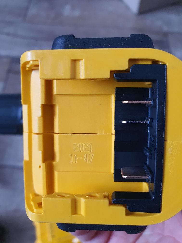 Шуруповерт, dewalt dcd 710