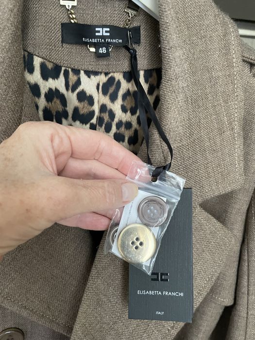 Пальто женское Elisabetta Franchi Италия