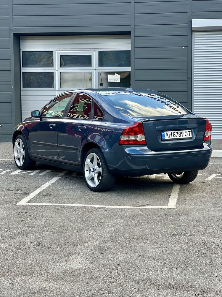 Продам Volvo s40