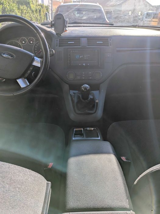 Ford C-Max 1.6 TDCi Ghia | Familiar Espaçosa e Económica